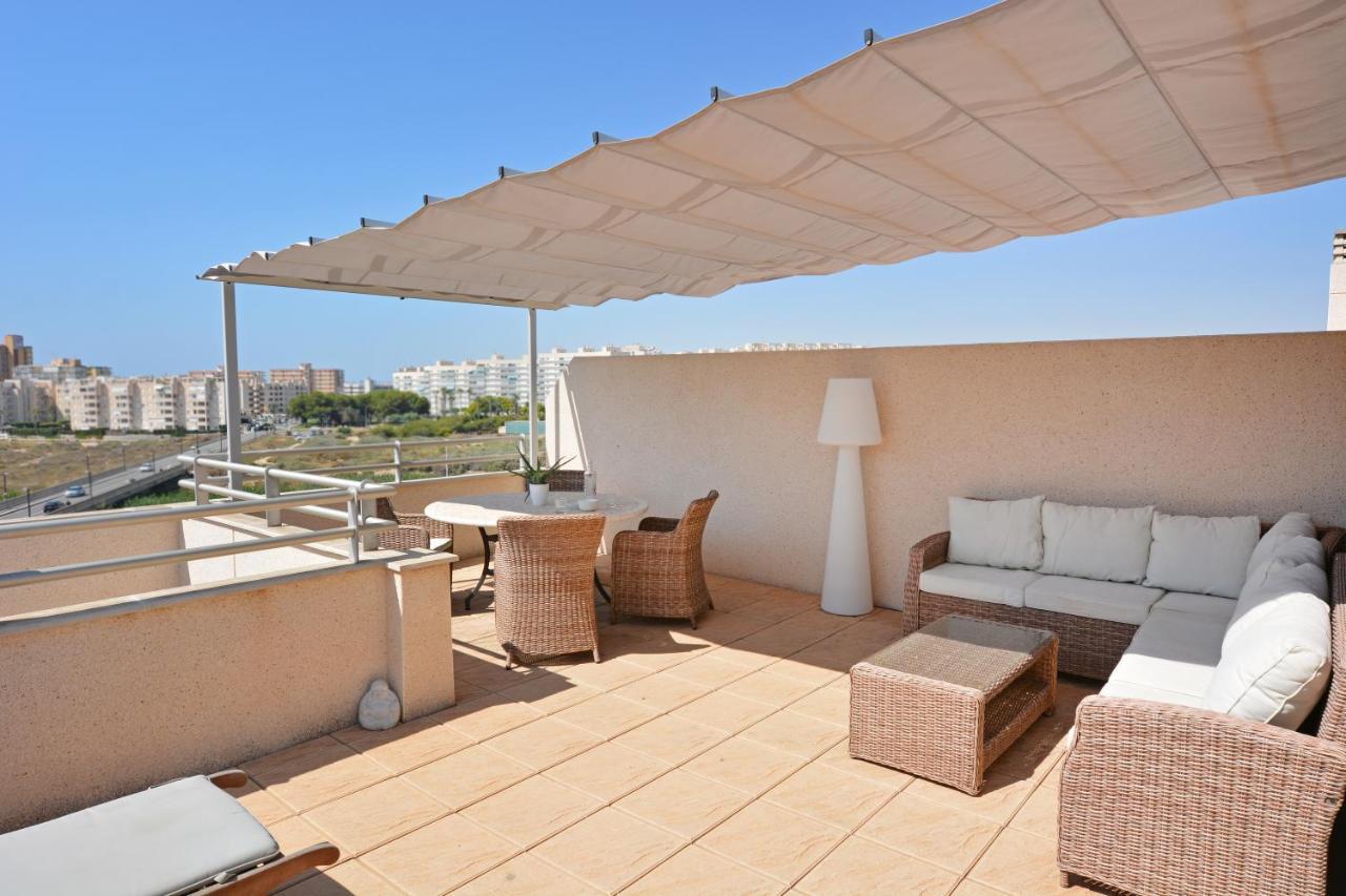 אל קאמפיו Luxury Beachfront Penthouse By Nras מראה חיצוני תמונה